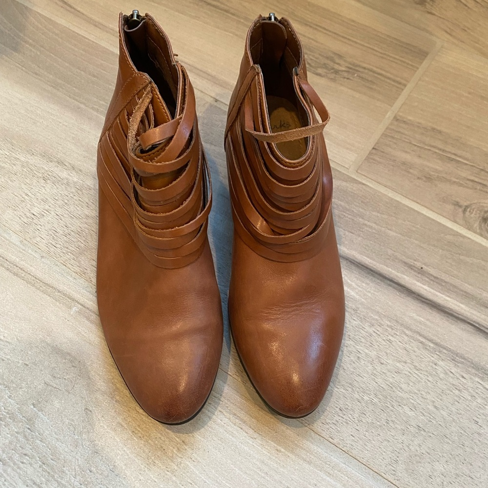 Brown Leather Clark’s Soft Cushion Booties - Picture 4 of 7